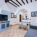 Coliseum Rome Apartments