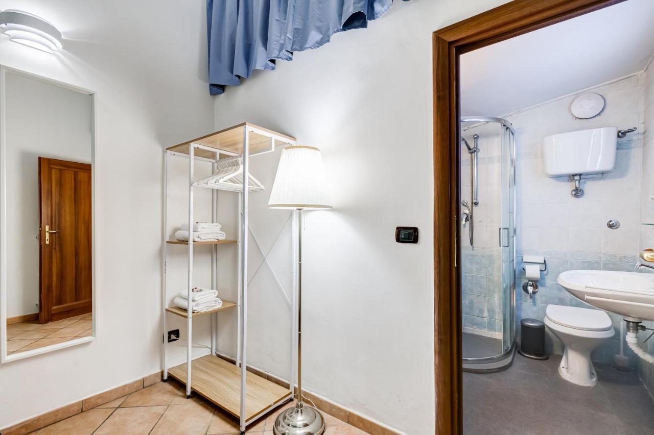 Coliseum Apartment