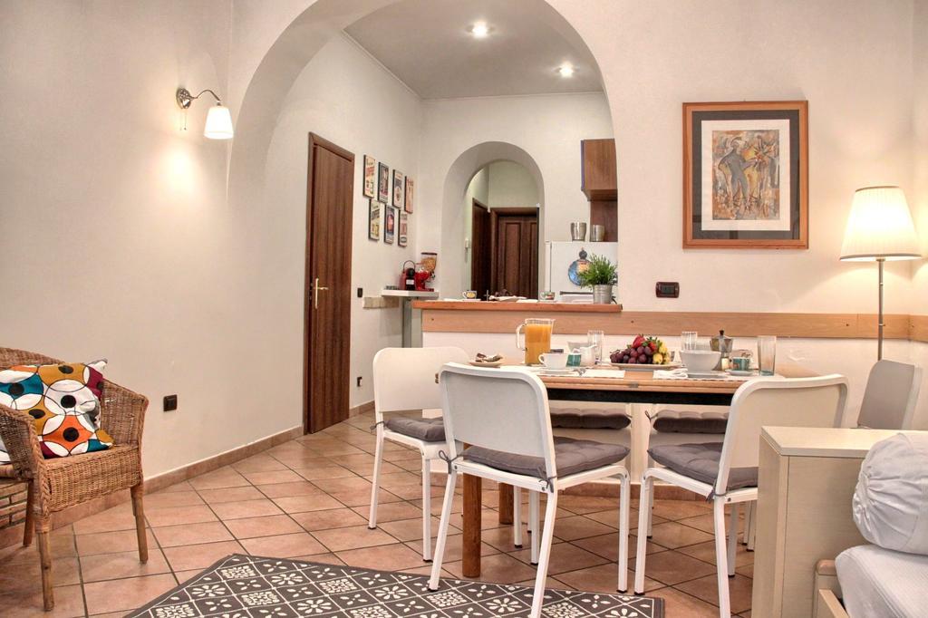 Coliseum Apartment Rome